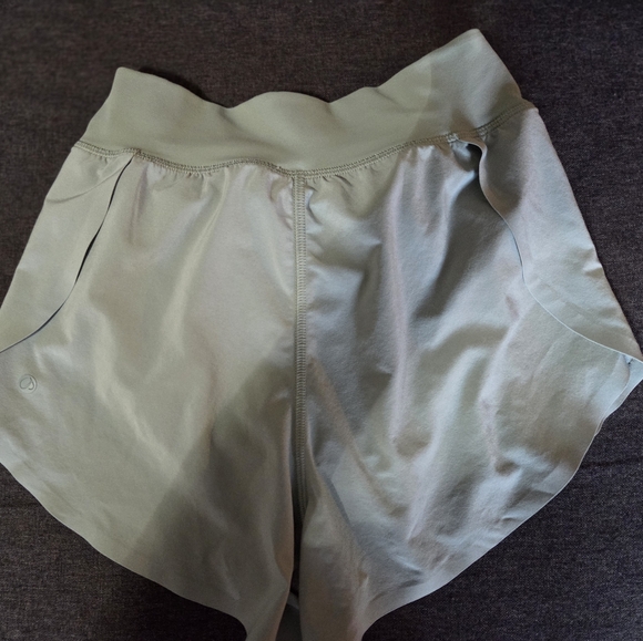 CRZ YOGA Sage Green Shorts - Picture 2 of 5